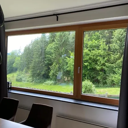 別荘 Waldhaus Hirsch Bungalow Only For You Self Check In Pörtschach am Wörthersee
